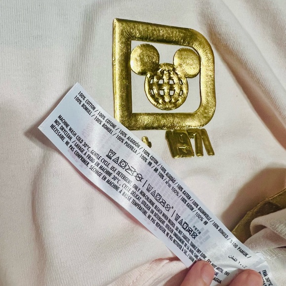 Walt Disney World Golden Logo Spirit Jersey for Adults - Picture 7 of 7